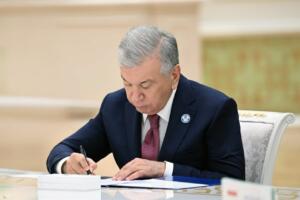 Шавкат Мирзиёев робототехника бўйича жаҳон чемпионларини мукофотлади
