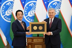 Шавкат Мирзиёев ФАОнинг олий мукофоти билан тақдирланди