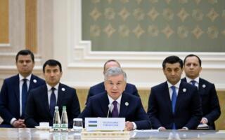 Президент Марказий Осиё ва Озарбайжон ўртасида ҳамкорликнинг муҳим йўналишларини белгилаб берди