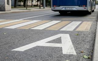 Тошкентнинг Фарғона йўли кўчасида автобуслар учун ажратилган йўлакларда ҳаракатни назорат қилувчи камералар ўрнатилди
